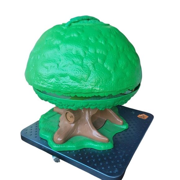 Vtg 1970’s Vulli 'Magic Pop Up Tree House' Plastic - France